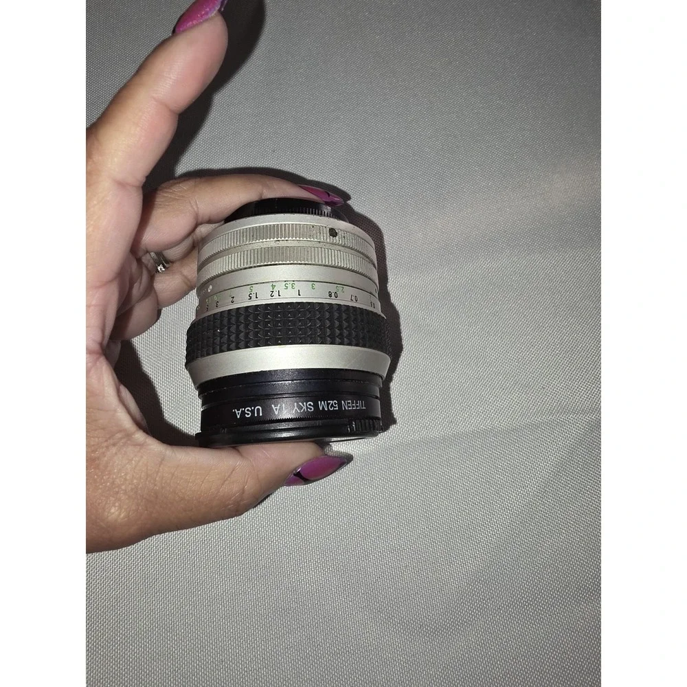 Hanimex Automatic 28mm f/2.8 Wide Angle Lens w/ Tiffen 52mm Skylight‎ Filter-Vtg